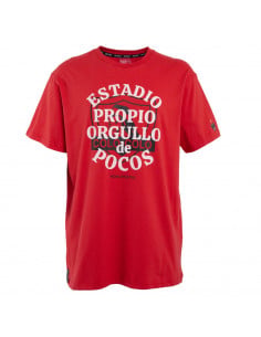 Polera roja estadio