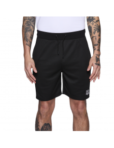 Short negro y blanco 2025