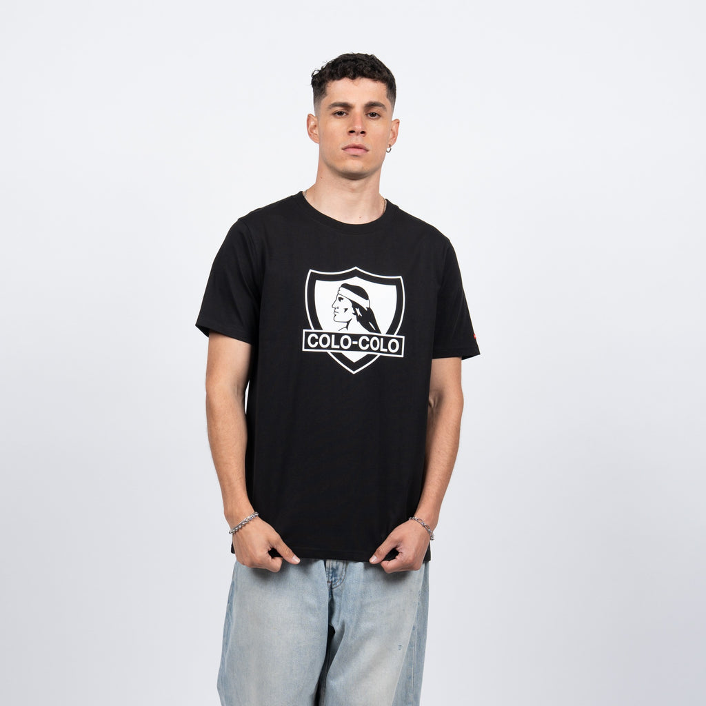 Polera negra logo 2026