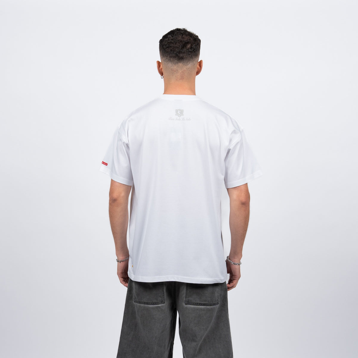 Polera blanca logo 2026