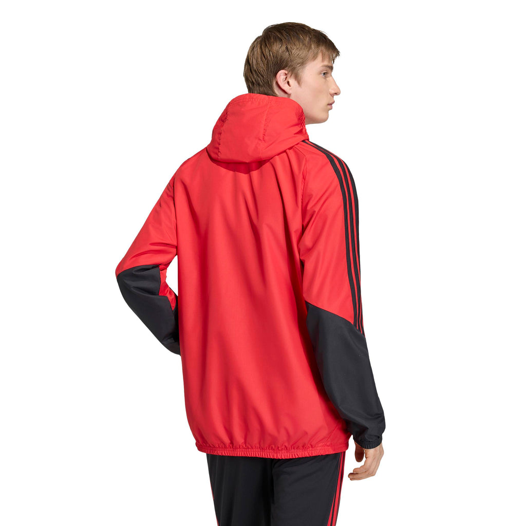 Chaqueta visita 2026