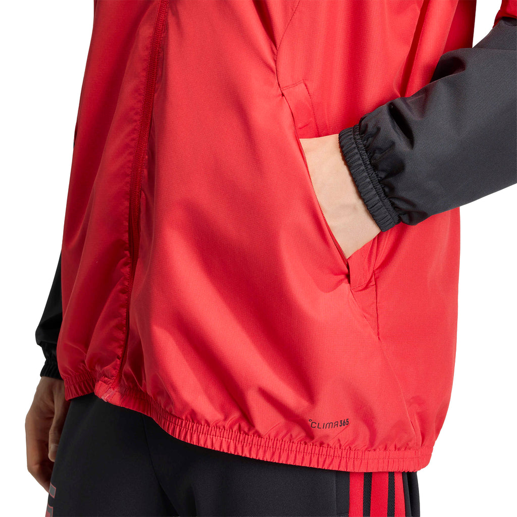 Chaqueta visita 2026