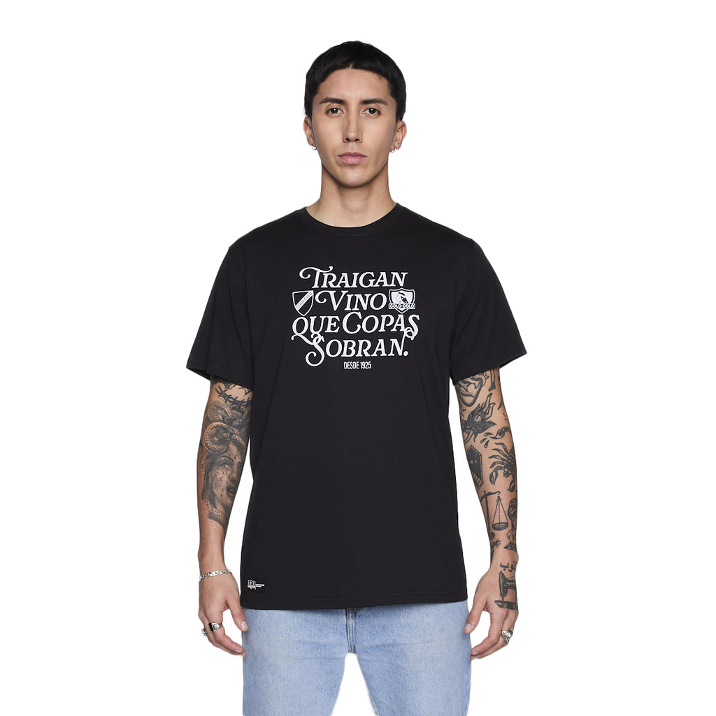 Polera negra celebración